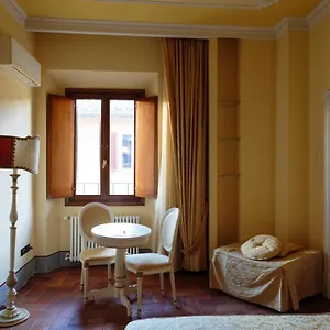 Casa Leopardi Гостевой дом Флоренция