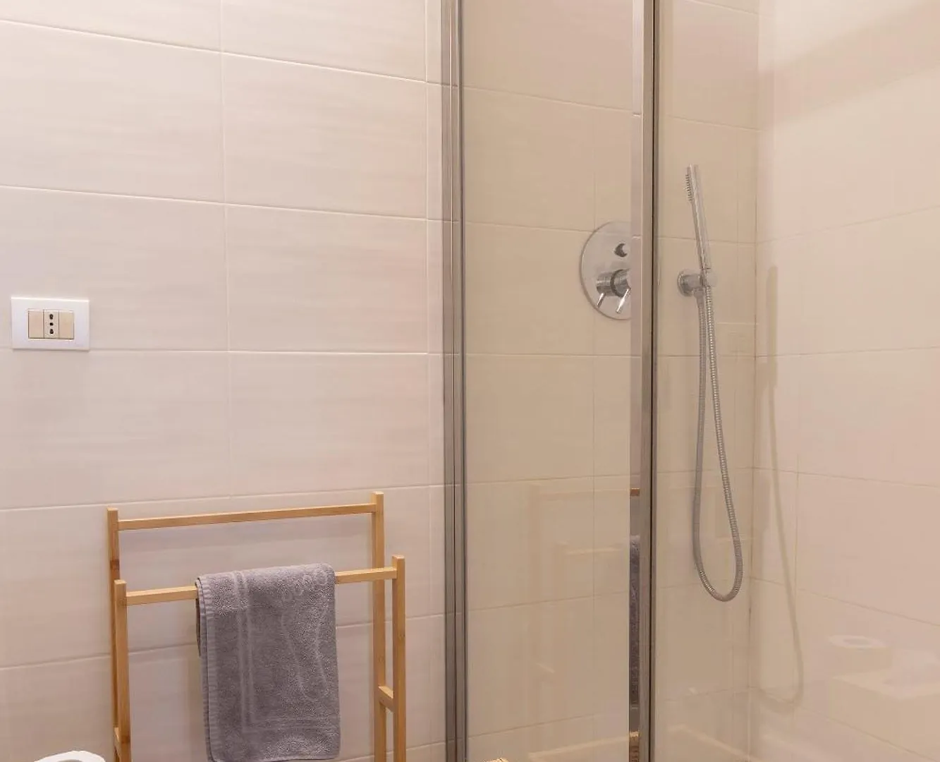 Vittore Rooms & Apartment Milán 0*,  Italia